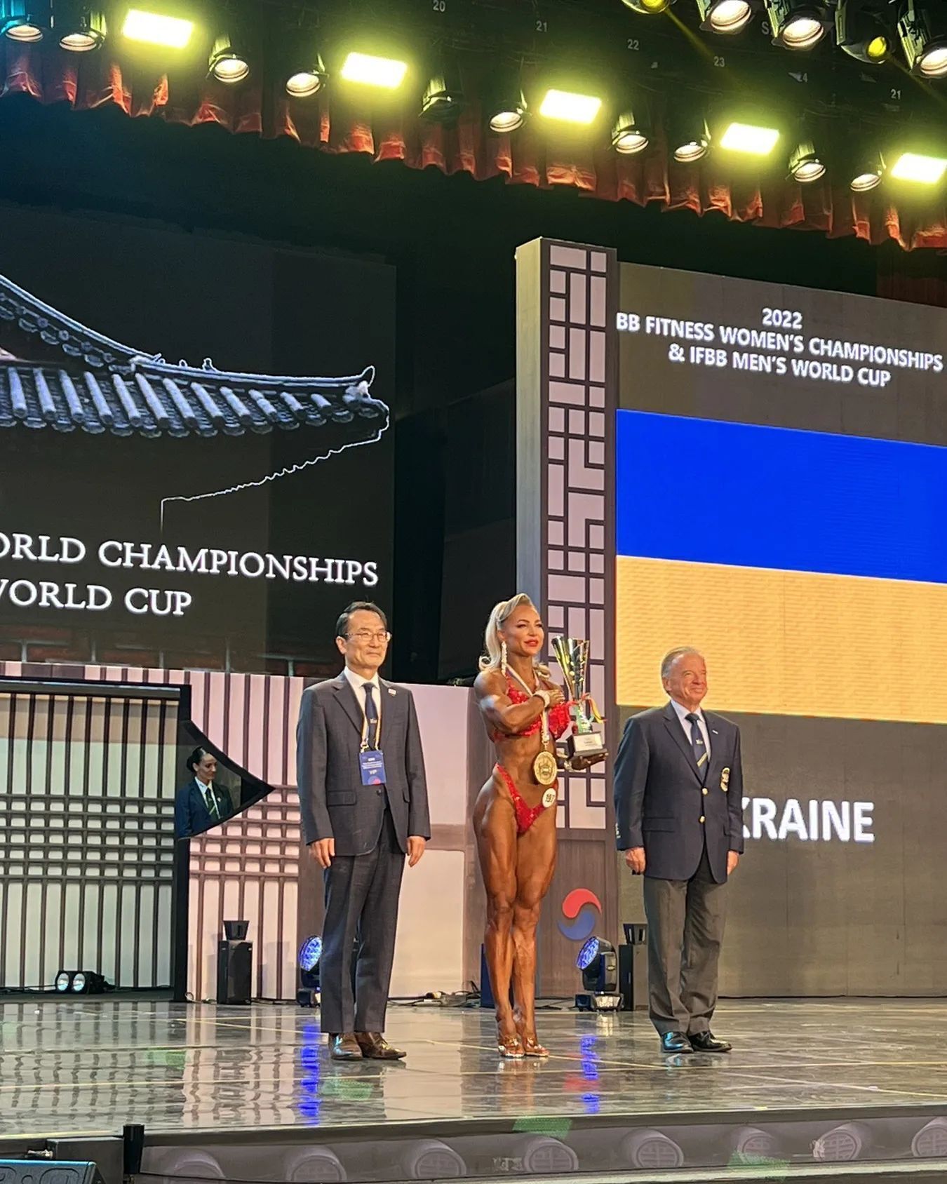 Українські красуні виграли чемпіонат світу з бодібілдингу та фітнесу. Фото