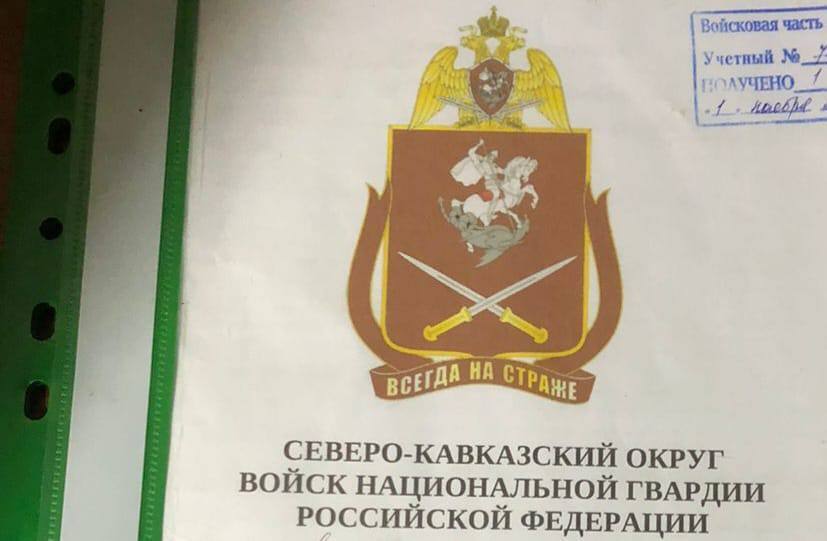 Ели сырой картофель с консервами ''Бурятмясопрома'': в сети показали штаб оккупантов на Херсонщине. Фото
