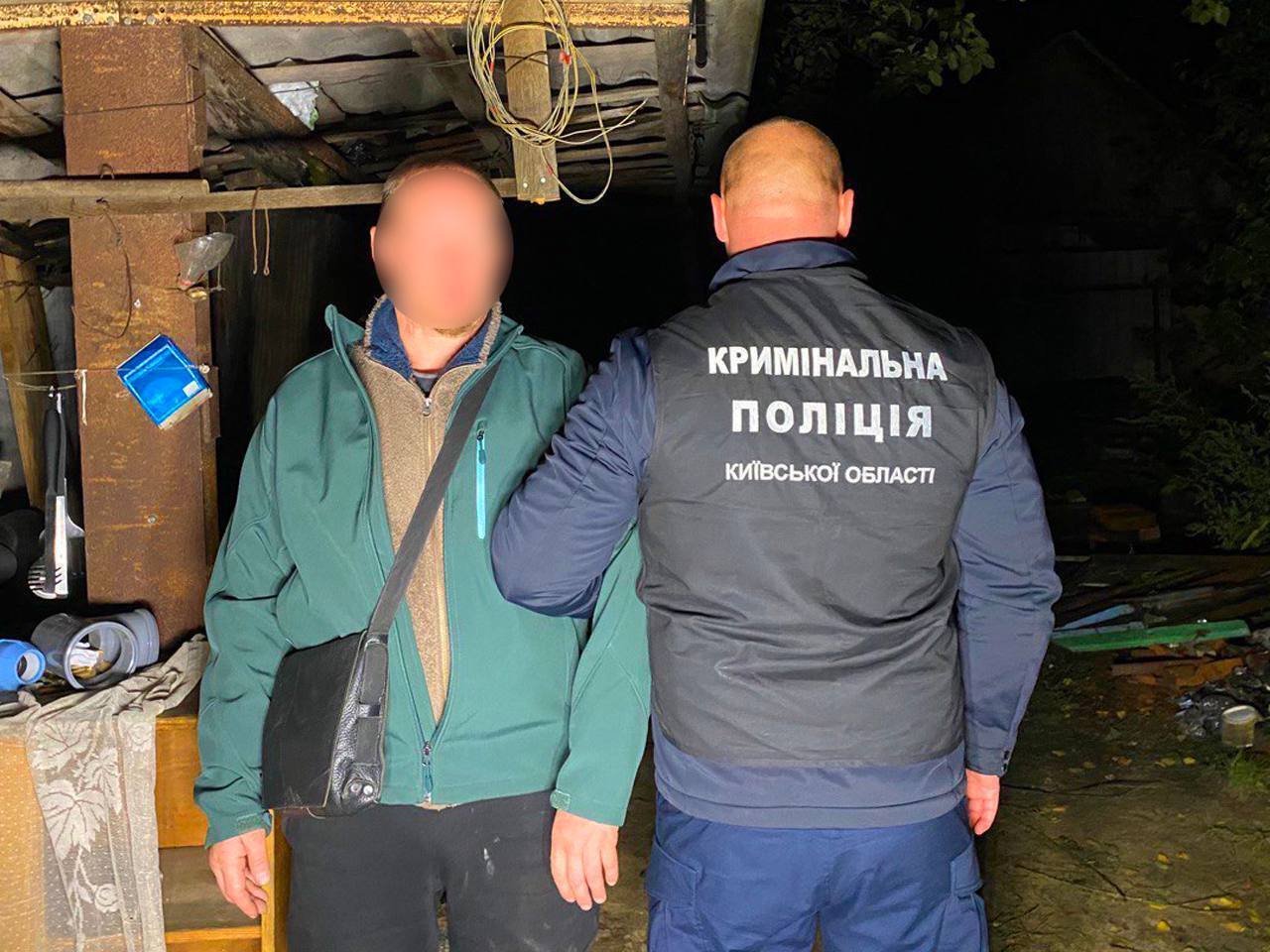 На Київщині роботодавець убив двох найманих робітників, а тіла потім залив бетоном. Фото та відео
