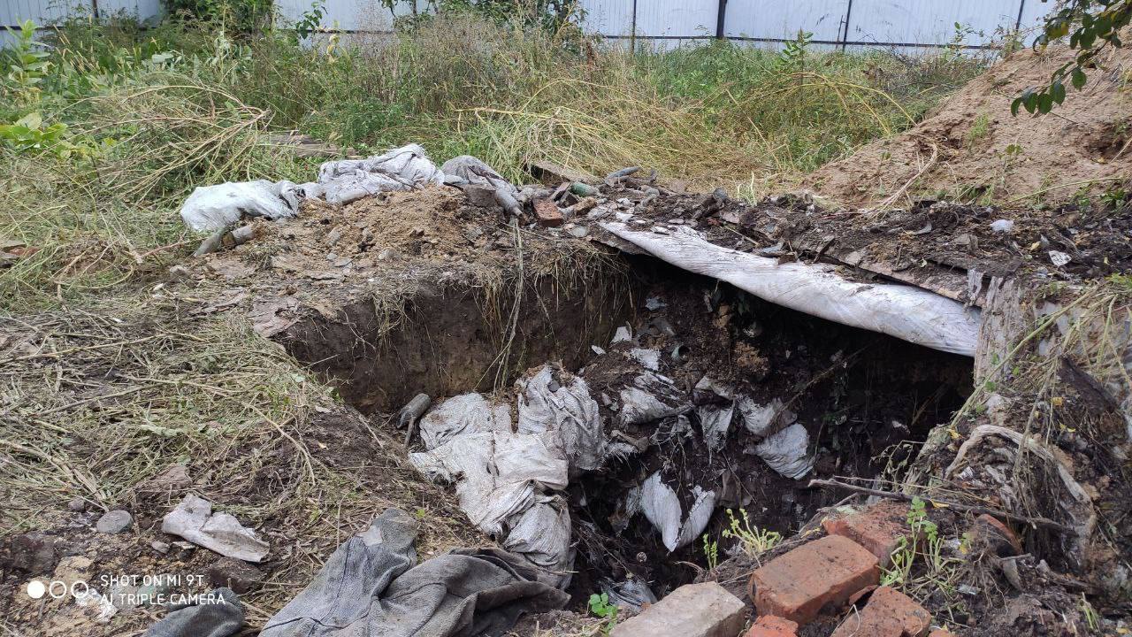 В Киевской области работодатель убил двух наемных рабочих, а тела затем залил бетоном. Фото и видео