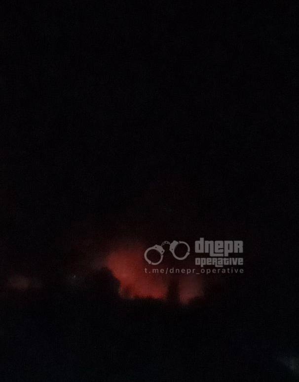 Оккупанты атаковали Днепр ракетами: после падения обломков начался пожар на АЗС, есть жертвы. Фото