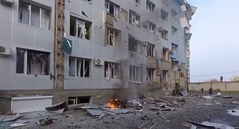 Под бизнес-центром в Мелитополе раздался взрыв
