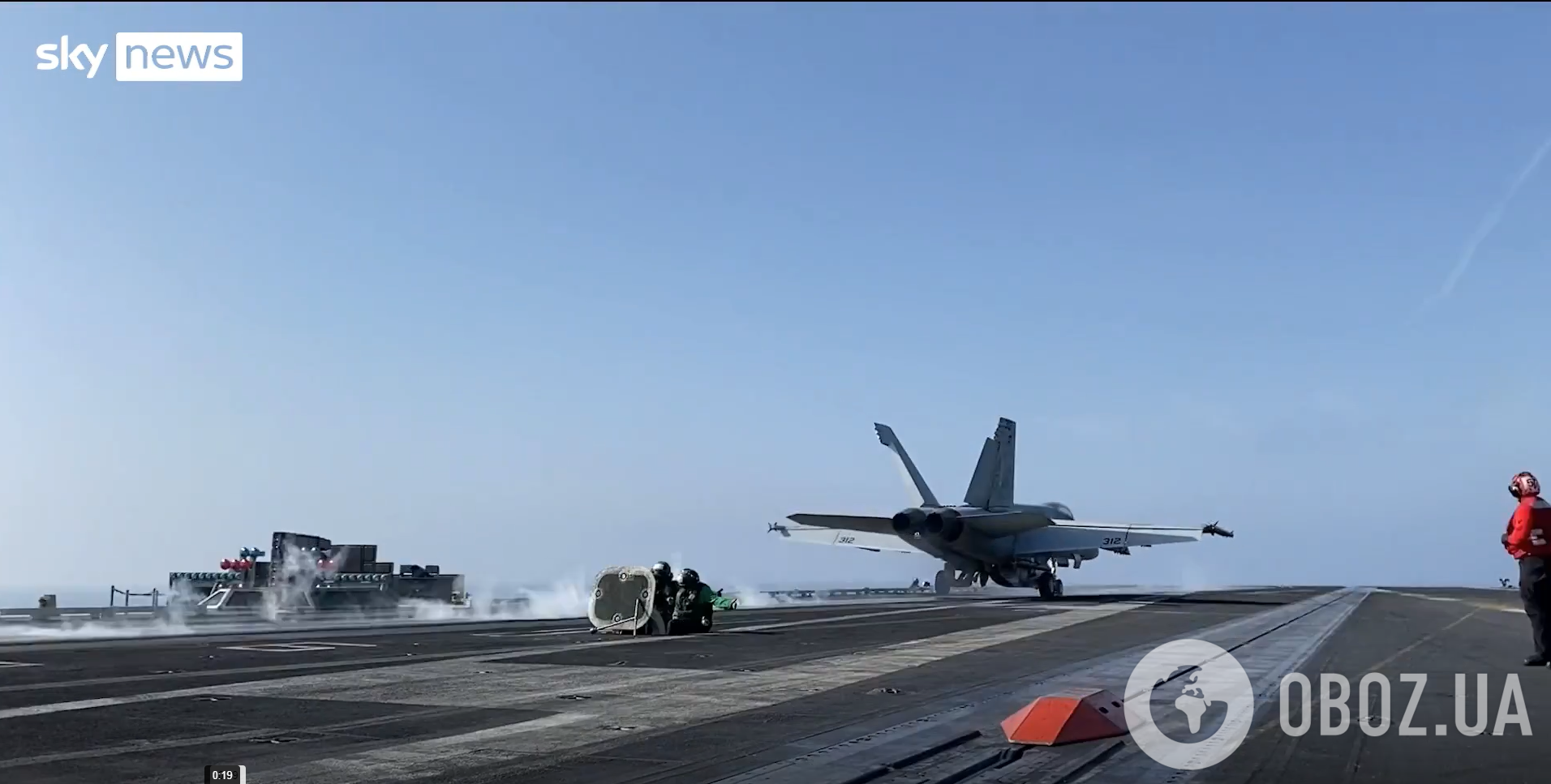 Екіпаж авіаносця USS George H. W. Bush заявив, що готовий дати відсіч Росії у разі виклику – Sky News
