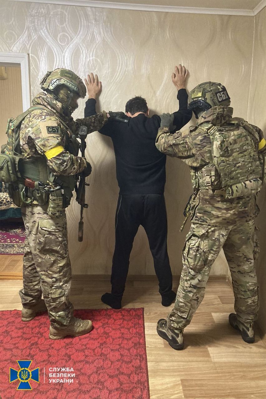 На Дніпропетровщині спіймали агента РФ, який ''зливав'' координати позицій HIMARS і М777