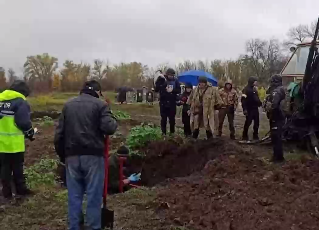 На Боровщине эксгумировали тела 7 украинских военных: в братской могиле может быть до 17 убитых оккупантами