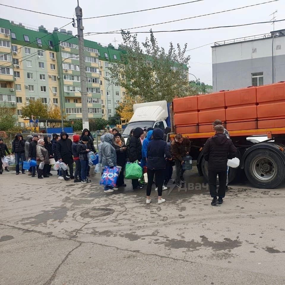 "Вот она какая, грязная бомба": в России целый город уже третьи сутки затапливает вода с фекалиями. Фото и видео