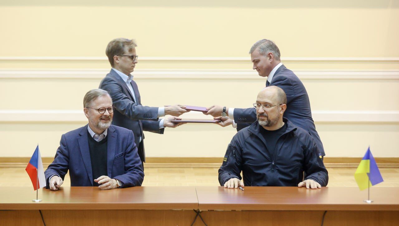 Премьеры Украины и Чехии подписали важные соглашения
