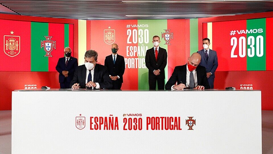 Украина, Испания и Португалия подают заявку на проведение ЧМ-2030 по футболу – СМИ
