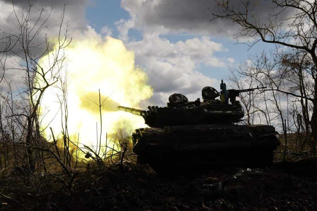 ЗСУ відбили ворожу атаку біля Бахмута і уразили два пункти управління військ РФ – Генштаб