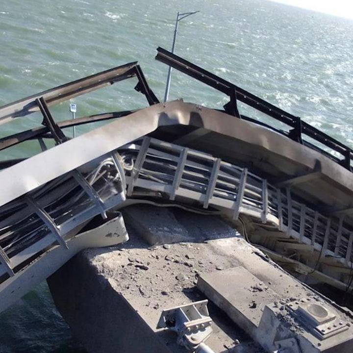 Роспропаганда показала реконструкцию взрыва на Крымском мосту: хвастаются, что движение полностью возобновлено. Видео