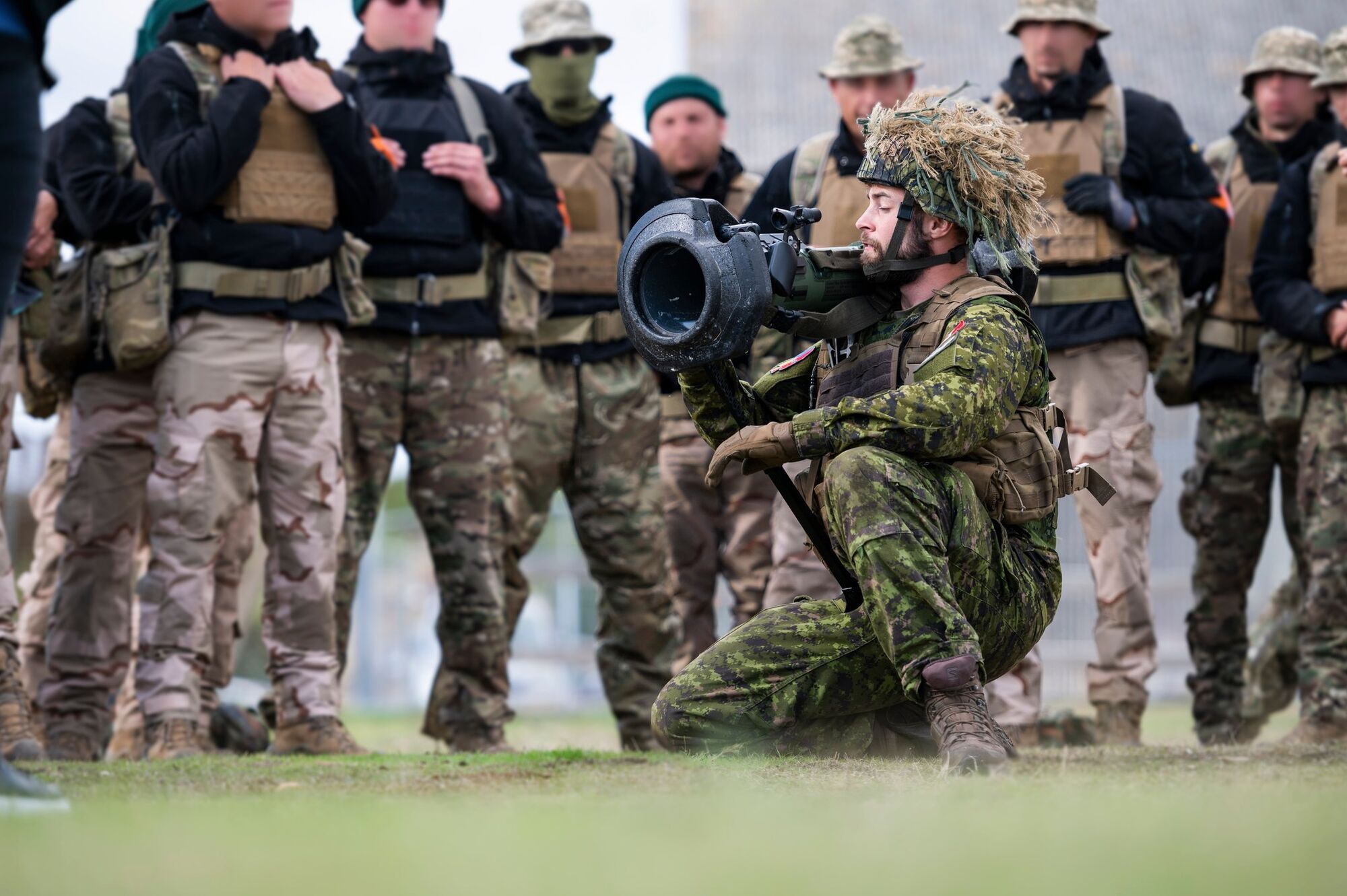Канадські військові відзначили надзвичайну мотивованість українських новобранців: фото тренувань 