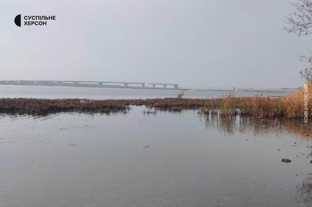 Антоновский мост в Херсоне подорван: появились первые фото и видео с места