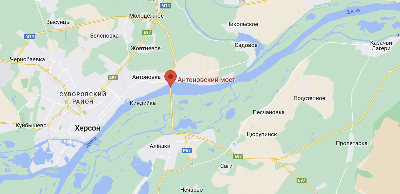 Окупанти заявили про повне знищення Антонівського мосту і показали ''картинку'': місцеві жителі спростовують. Відео