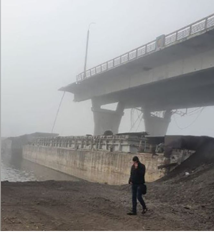 Оккупанты при отступлении на Херсонщине за сутки взорвали семь мостов – CNN