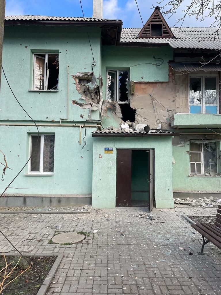 Дом в Курахово после российского обстрела