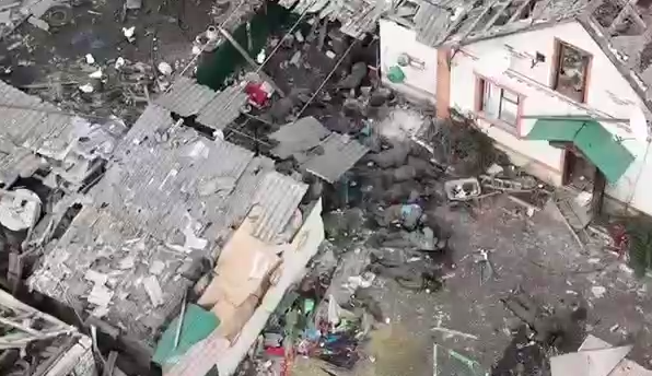 В Луганской области дрон зафиксировал кадры с 12 ликвидированными оккупантами. Видео 18+