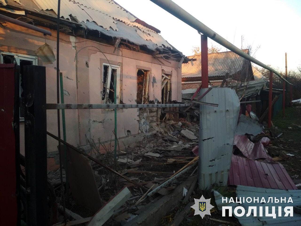 Окупанти на Донеччині обстріляли школу, лікарню та пологовий будинок: у мережі показали наслідки. Фото 
