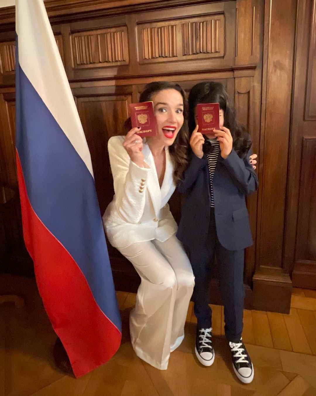Для чого зірка "Дикого янгола" Наталія Орейро з "російською душею" та паспортом може таємно їздити в РФ і чому росіяни захоплюються її обличчям