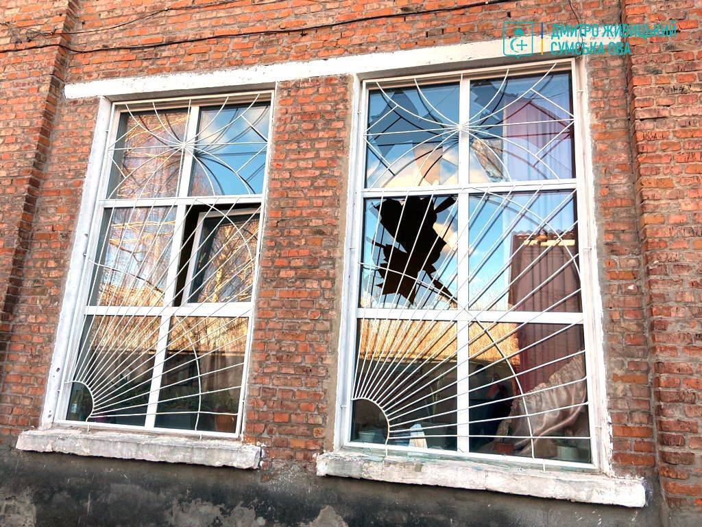 Окупанти обстріляли Сумщину: пошкоджено критичну інфраструктуру та будинки, є поранені. Фото наслідків