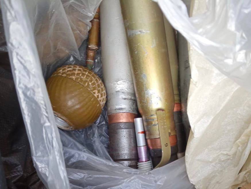 На Киевщине произошел взрыв на частном дворе: мужчина пытался разобрать снаряд. Фото