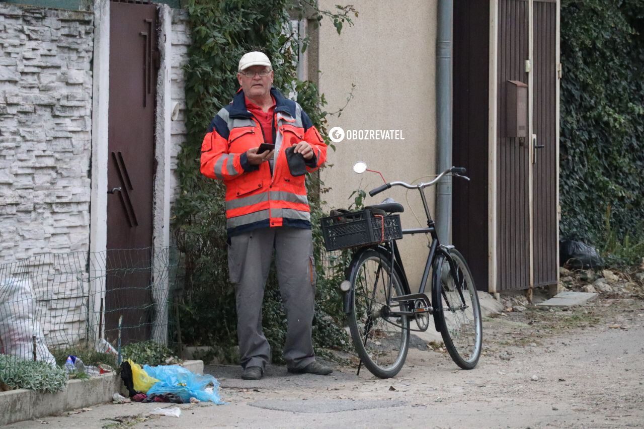 "Пішли на небо бійці тероборони Херсона": ексклюзивні фото з Бузкового парку, де херсонці вийшли проти російських танків