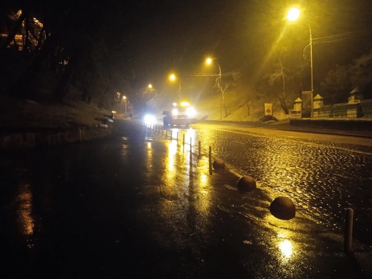 В Киеве ожидается усиление снегопада: водителей предупредили об опасности