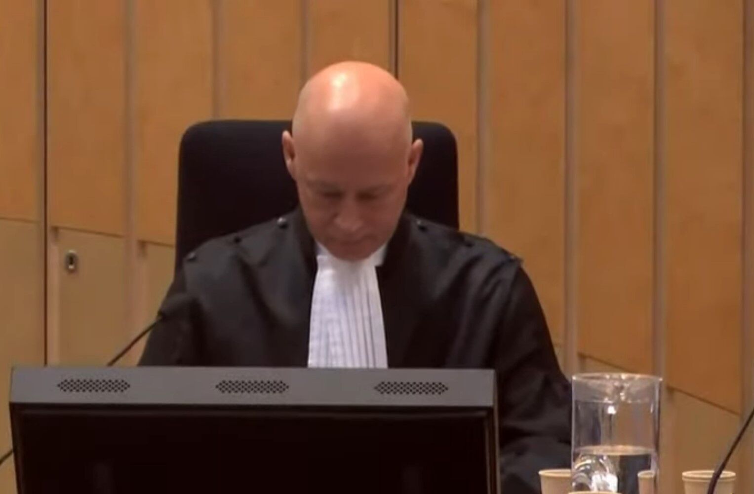 Пожизненное заключение и денежная компенсация: суд в Гааге признал Гиркина, Дубинского и Харченко виновными в катастрофе MH17  