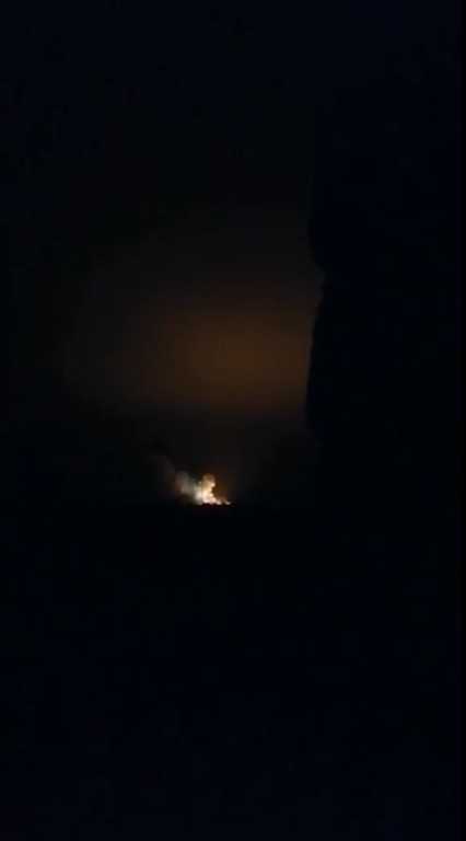Чаплинка перехоплює естафету в Чорнобаївки: склад із боєприпасами окупантів горів і детонував три години. Відео 