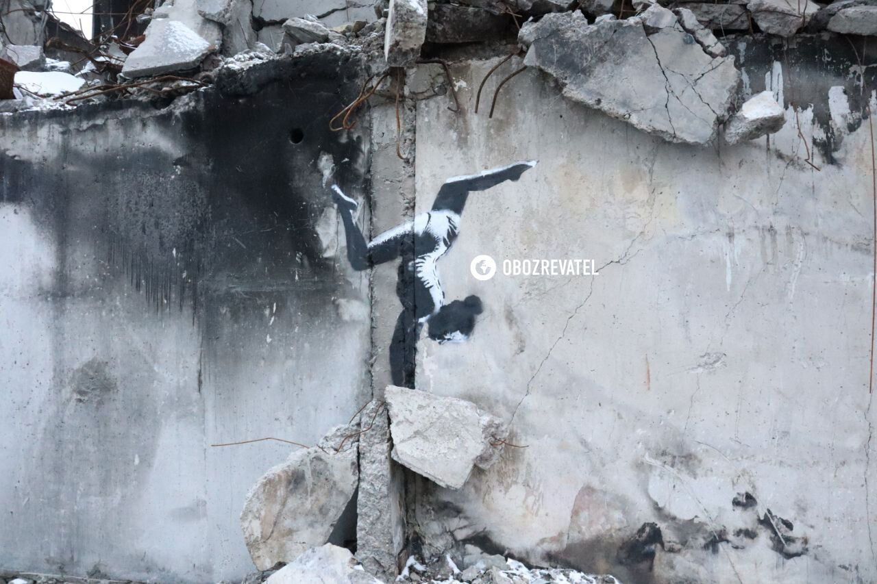 Граффити Бенкси в Бородянке планируют сделать объектом культурного наследия: что известно об артобъектах