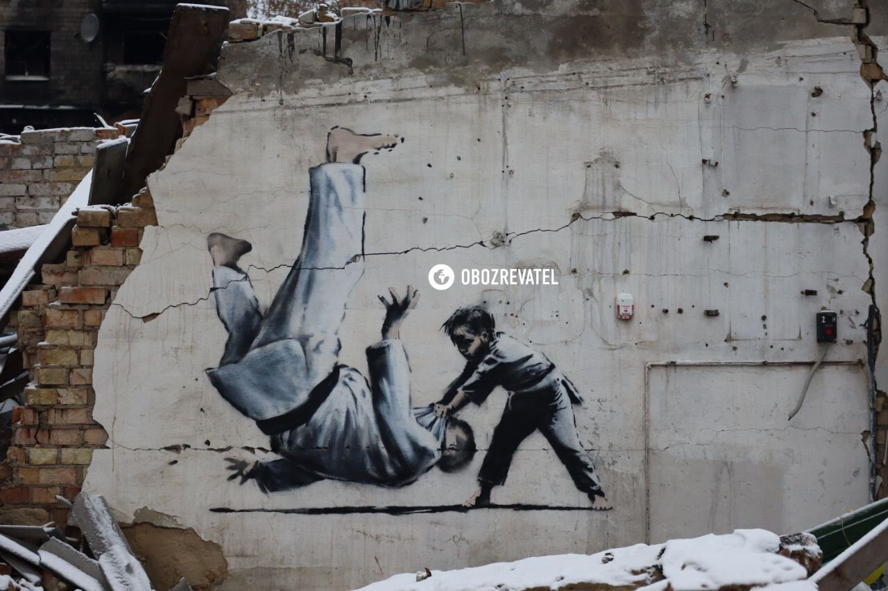 Граффити Бенкси в Бородянке планируют сделать объектом культурного наследия: что известно об артобъектах