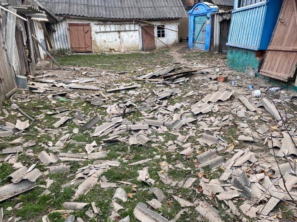 Оккупанты обстреляли Сумщину, за сутки более 100 прилетов: есть раненый. Фото