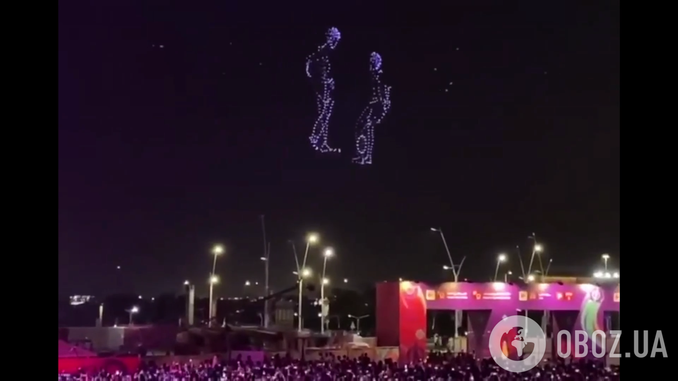 Шоу дронов на церемонии открытия чемпионат мира по футболу 2022 в Катаре
