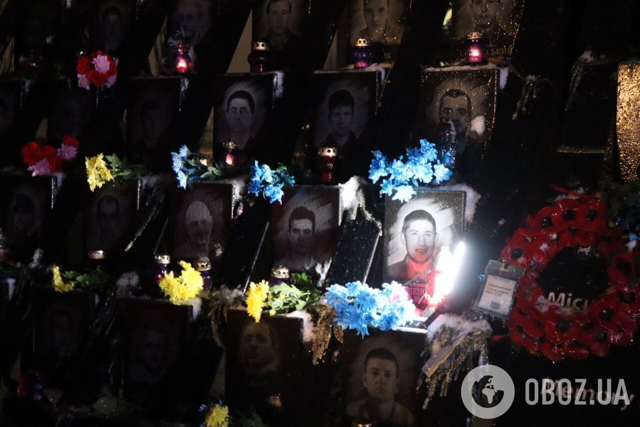 У Києві на Алеї Небесної сотні вшанували загиблих героїв Революції Гідності