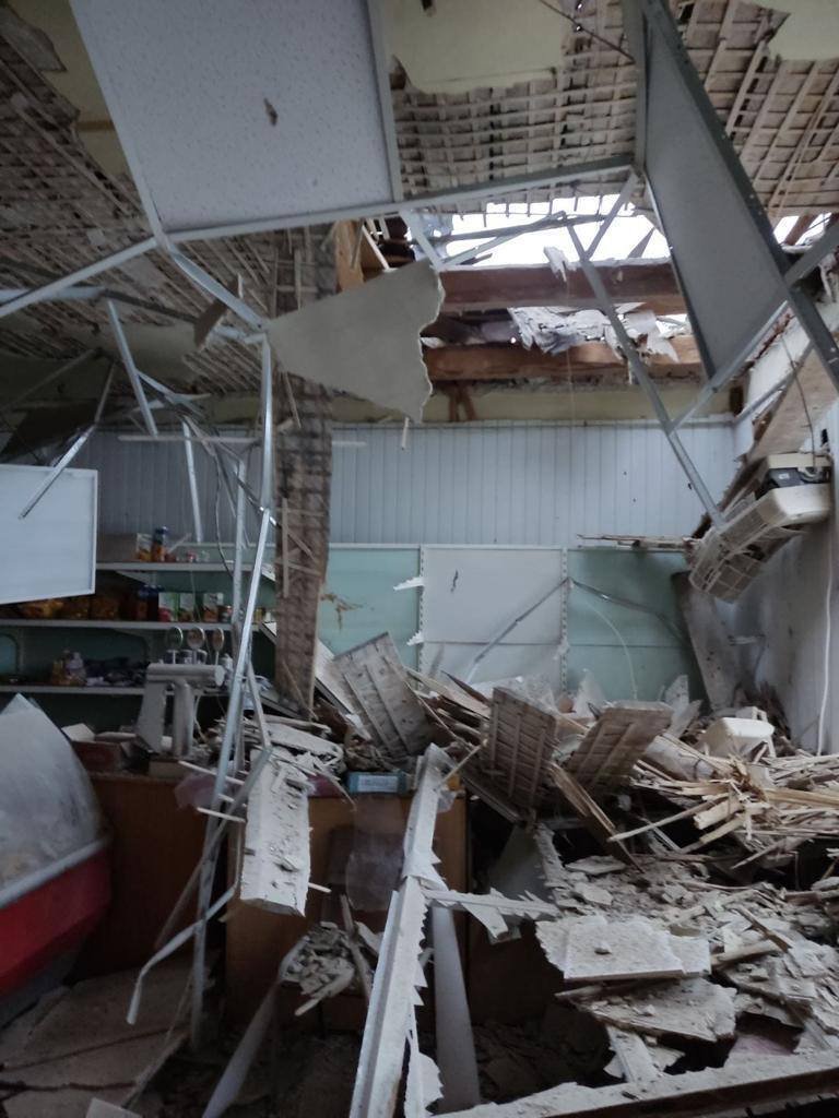 Окупанти знищили пекарню, магазин і будинок культури: на Сумщині показали наслідки ворожого обстрілу. Фото 