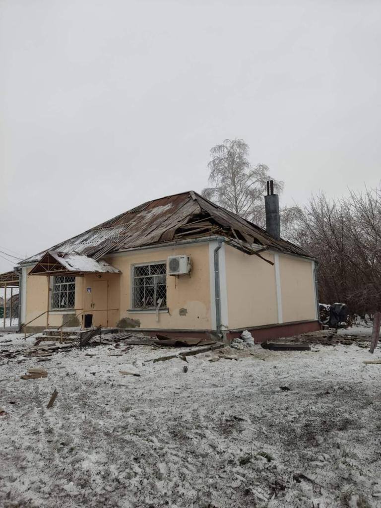 Окупанти знищили пекарню, магазин і будинок культури: на Сумщині показали наслідки ворожого обстрілу. Фото 