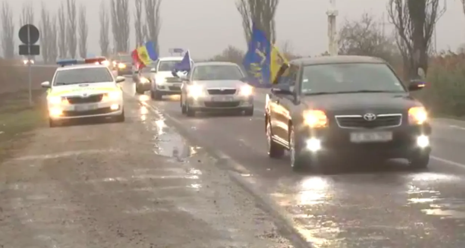 В Молдове провели автопробег в поддержку Украины. Фото