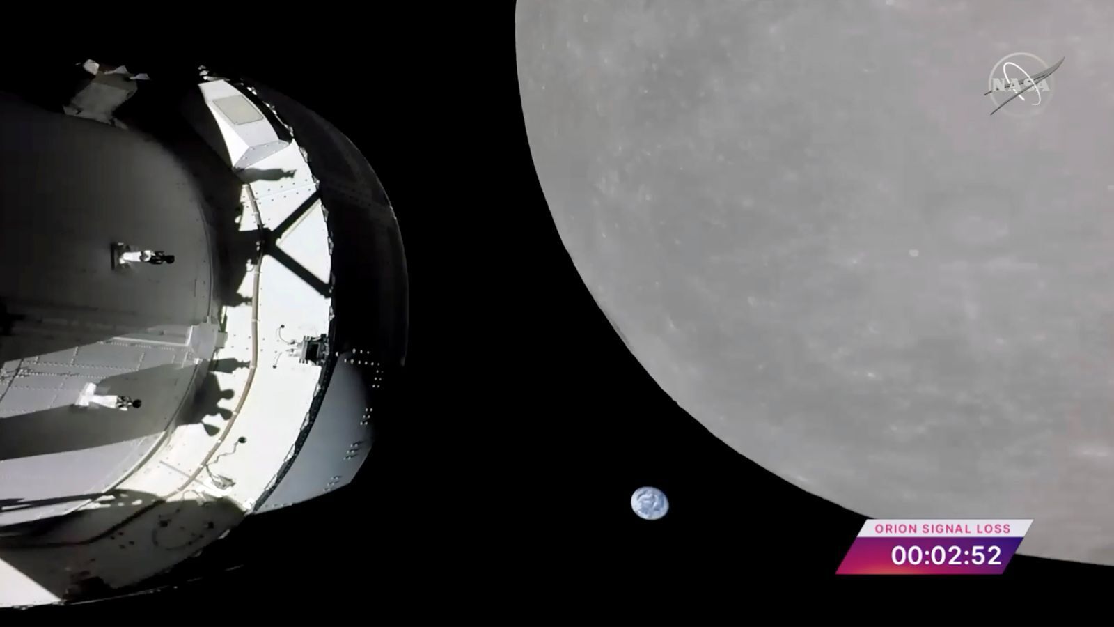 Космическая капсула NASA впервые за 50 лет достигла Луны. Фото