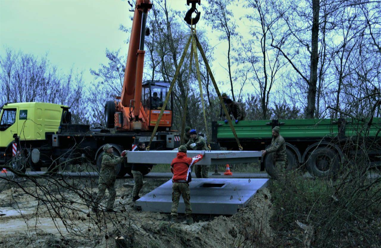 "Не останавливаемся": в Киевской области будут фортификационные сооружения на случай новой агрессии РФ. Фото
