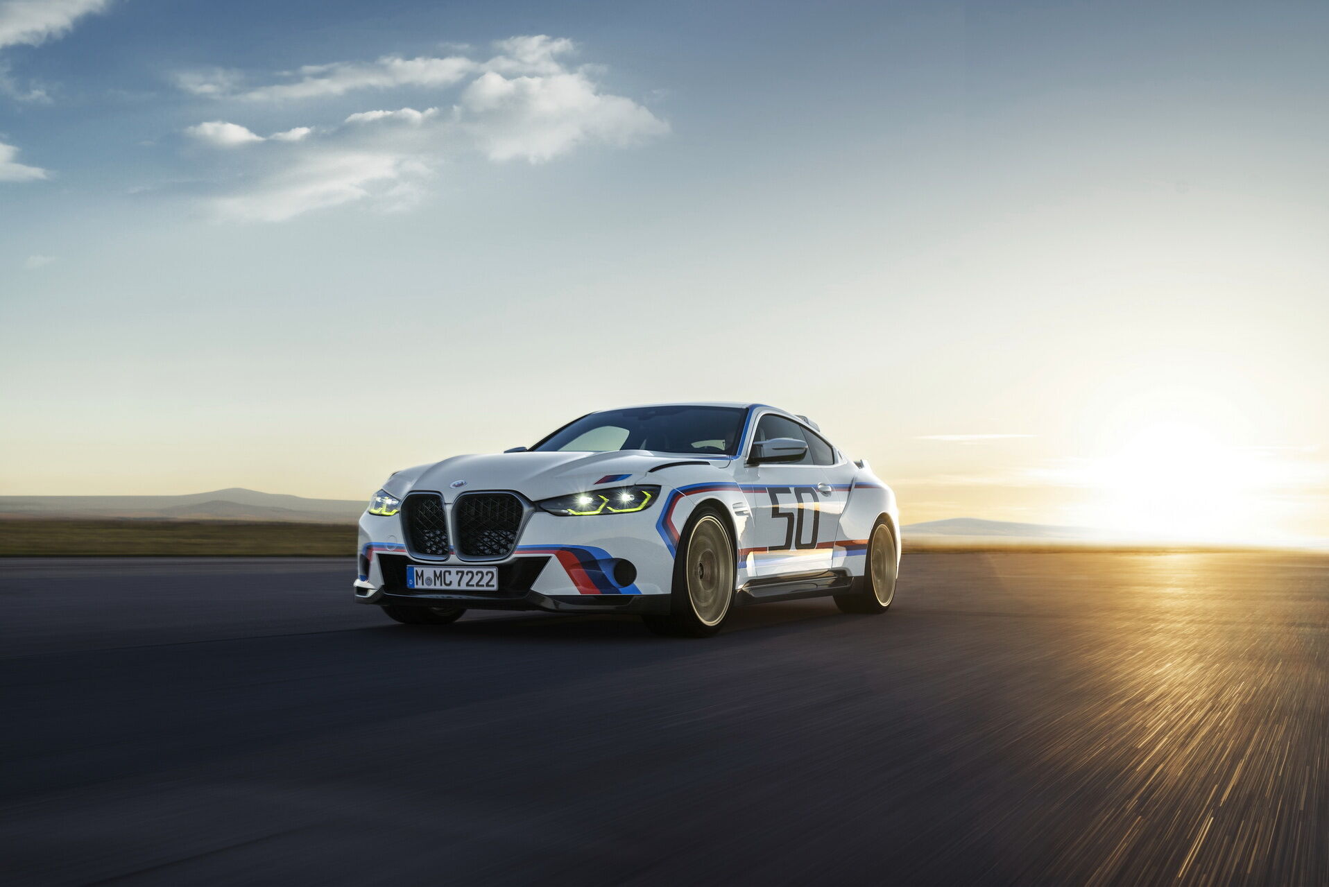 BMW представила эксклюзивное купе 3.0 CSL