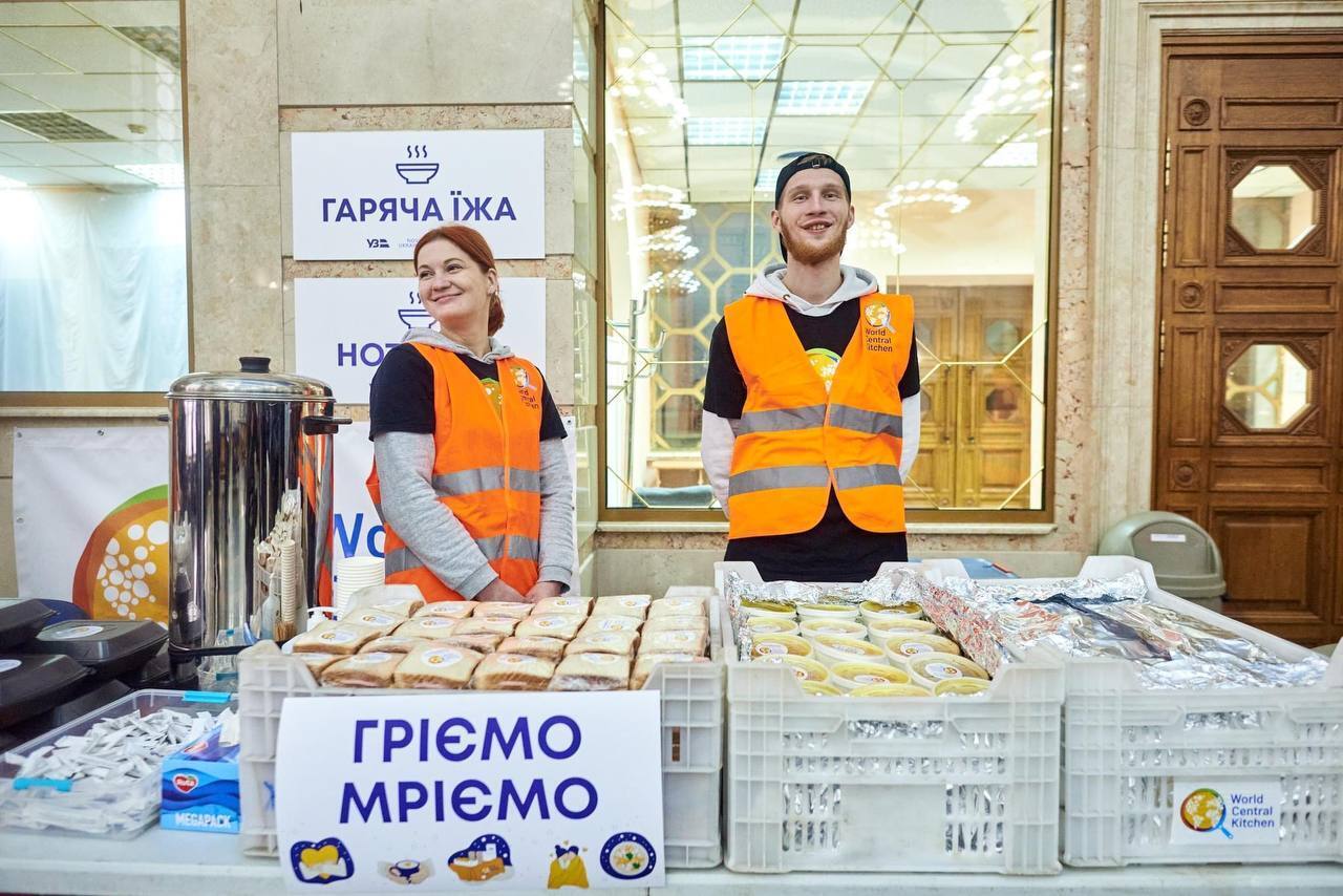 На вокзалах можна буде поїсти