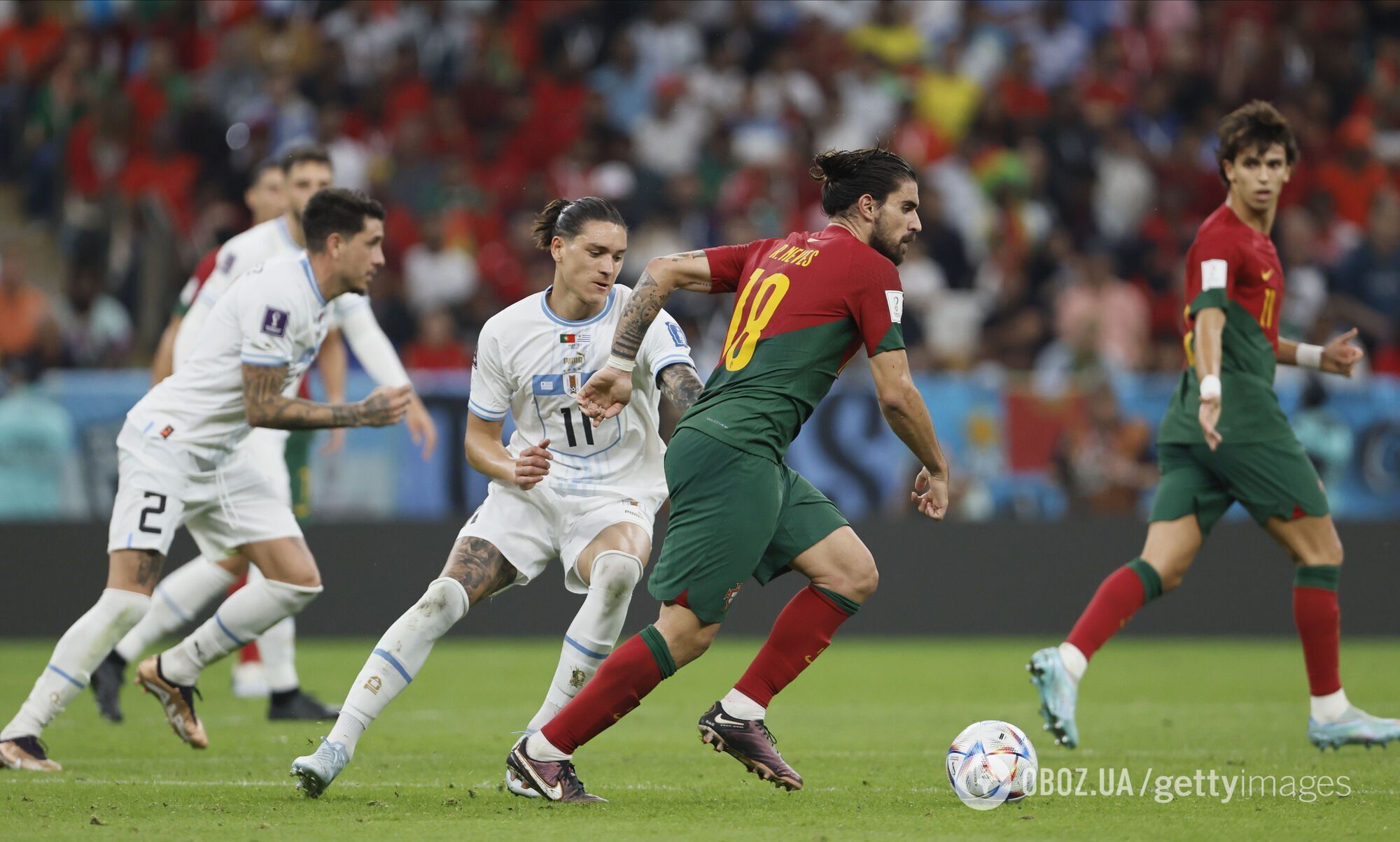 Португалия в матче с "украинским" инцидентом победила Уругвай и вышла в плей-офф ЧМ-2022