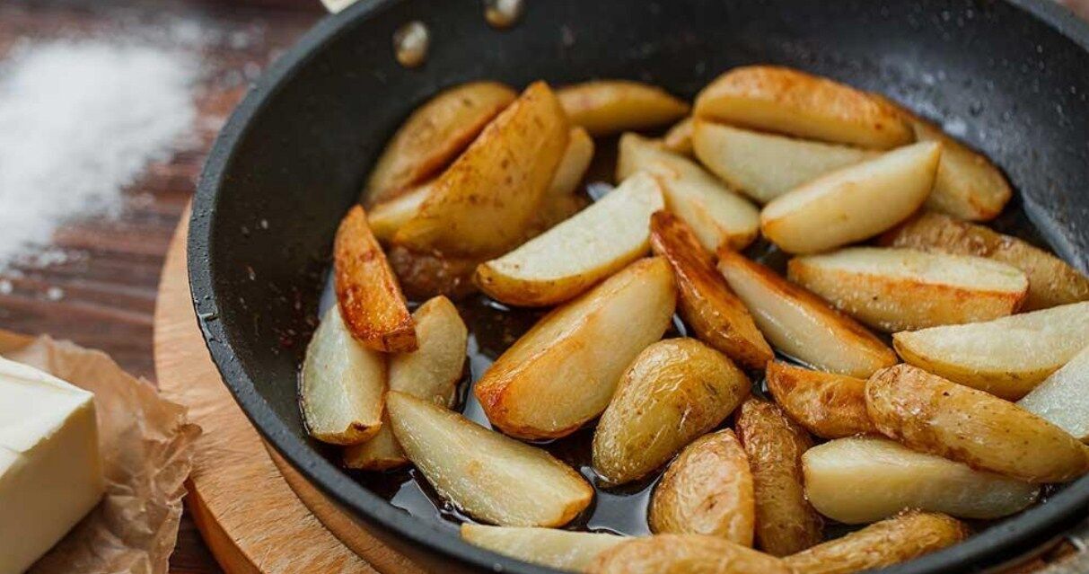 Как пожарить картофель, чтобы он не разваливался