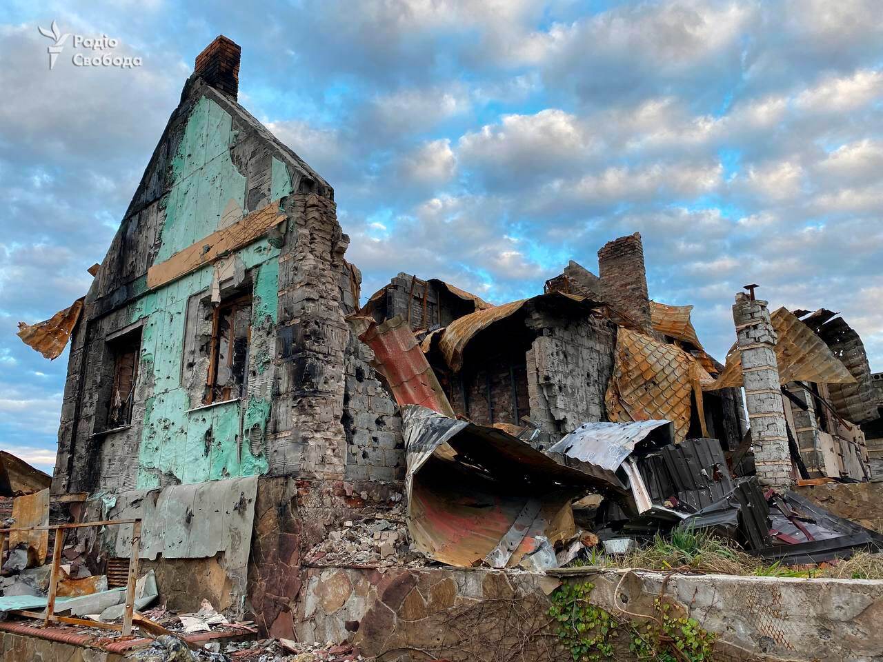 Ни одного уцелевшего дома: появились фото Богородичного, где шли ожесточенные бои на пути к Славянску