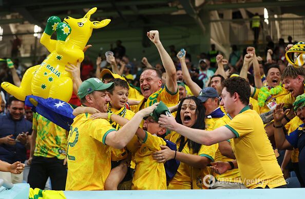 Австралия сотворила один из красивейших голов ЧМ-2022 и сенсационно вышла в плей-офф. Видео