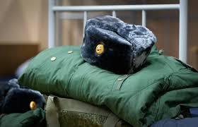 Російські командири кинули "відмовників" з табору на Луганщині у підвали: мобілізованих тримають роздягнутими догола і катують