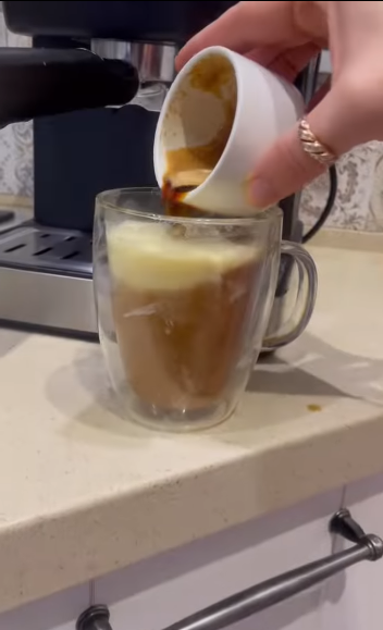 Як приготувати оранж-каву вдома: один з найхітовіших напоїв цієї зими 