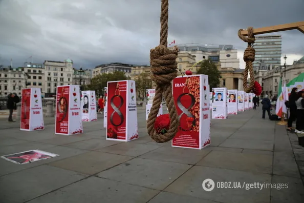 Иранский футболист приговорен к смертной казни за "пропаганду войны против Бога"