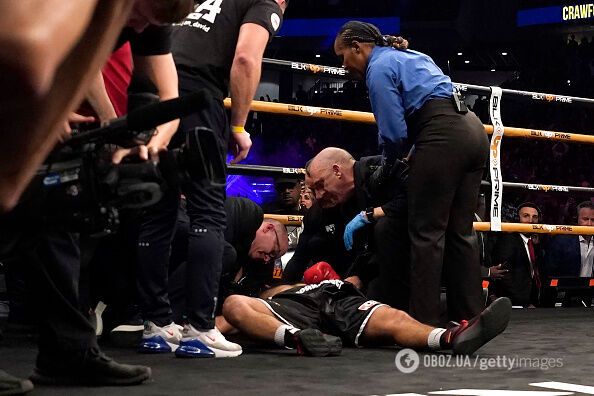 Непереможний чемпіон, який підтримав Україну, жорстко нокаутував російського боксера за хвалькуваті висловлювання. Відео