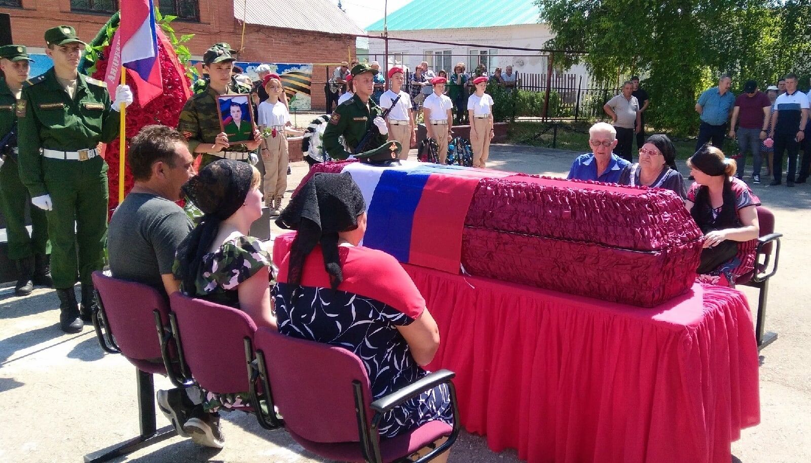 Похорон окупанта