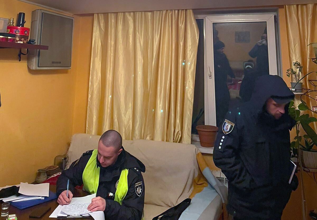 В Киеве мужчина жестоко убил товарища: на теле обнаружили 17 ножевых ранений. Видео